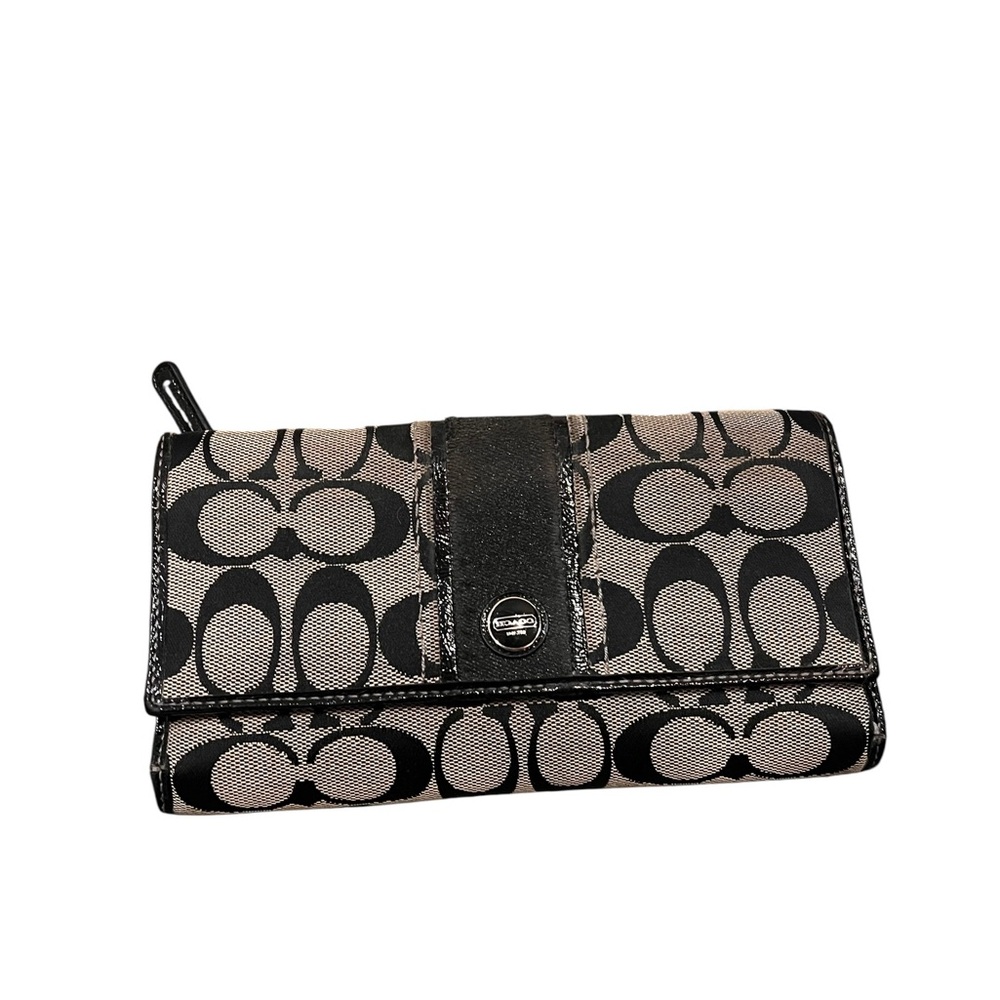 Coach Black and Tan Signature Continental Wallet